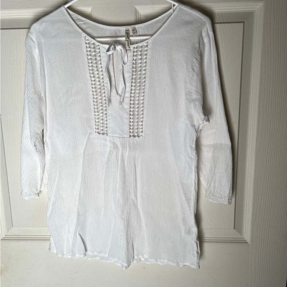 Grand & Green white embroidered tunic size medium